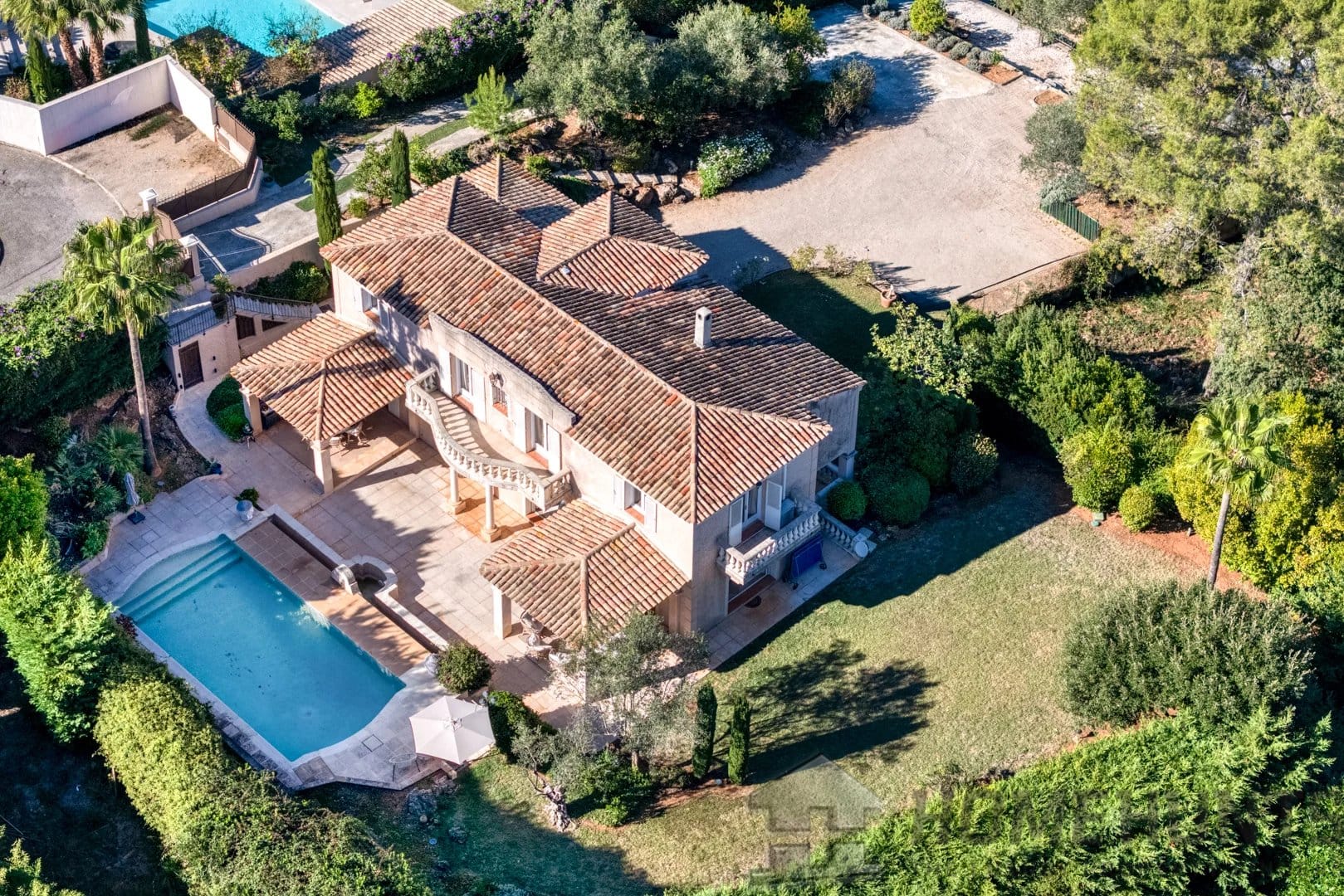 property_HH-15977919-10