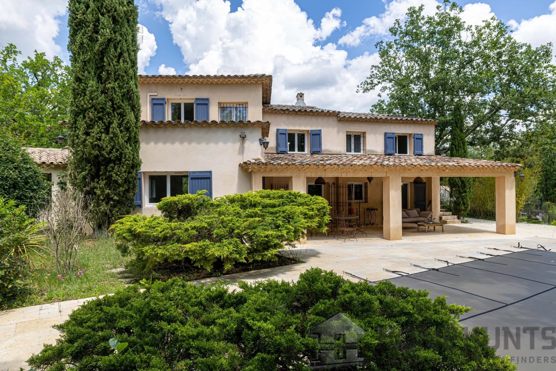 Villa/House For Sale in Tourrettes 7