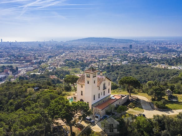 Castle/Estates For Sale in Barcelona 9