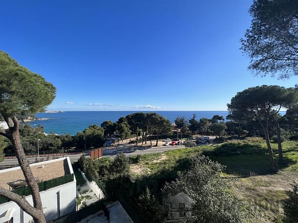 Villa/House For Sale in Sant Antoni De Calonge 15