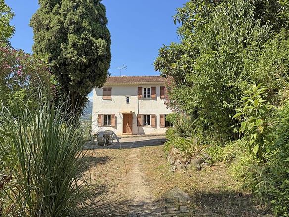 2 Bedroom Villa/House in Mouans Sartoux 24