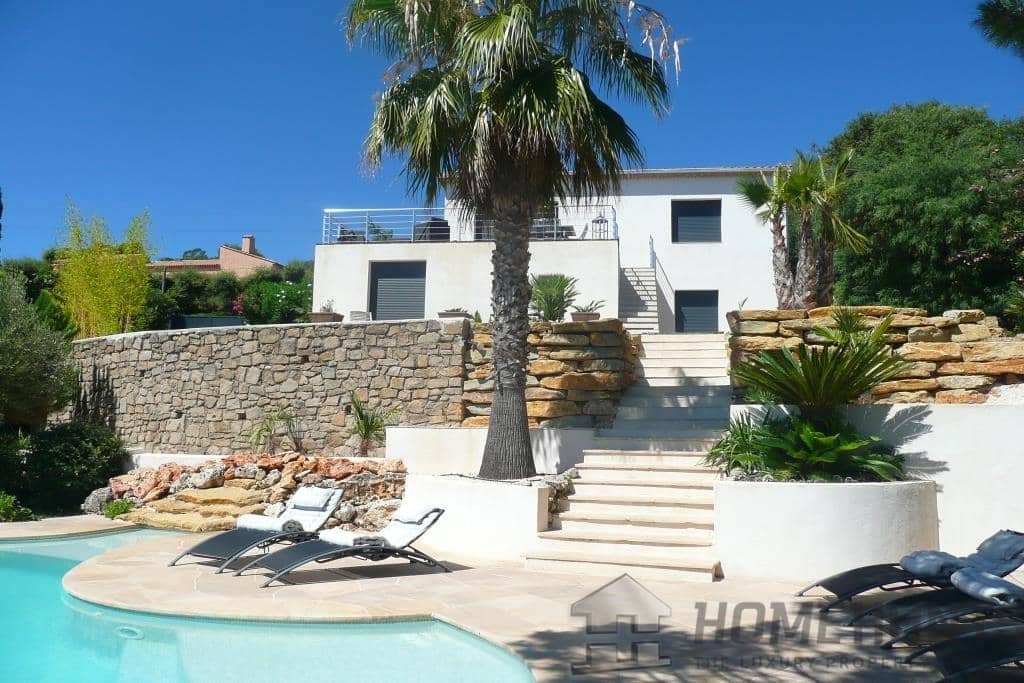 Villa/House For Sale in Ste Maxime 15