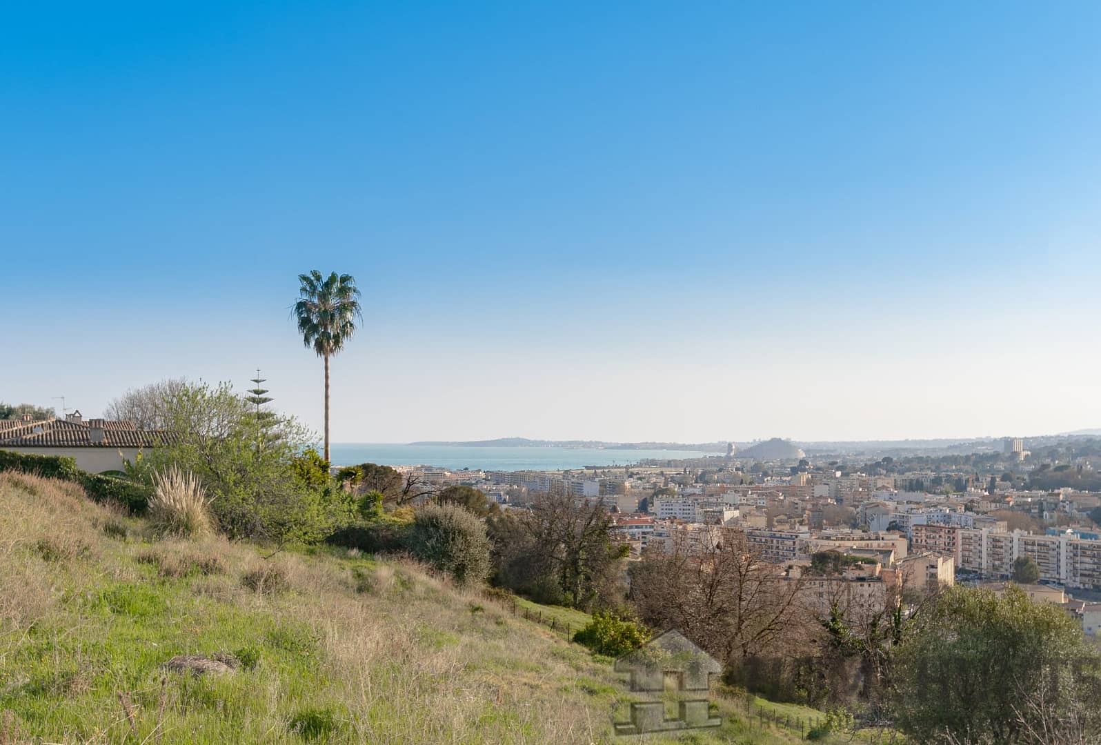 Villa/House For Sale in Cagnes Sur Mer 10