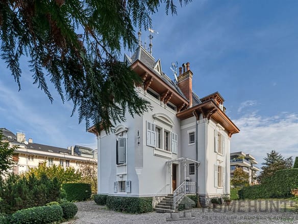 Villa/House For Sale in Evian Les Bains 24