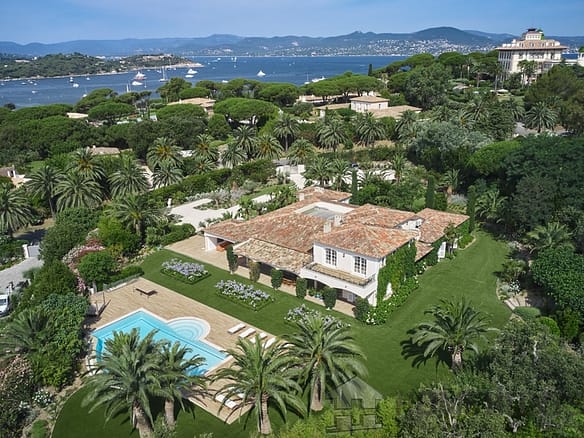 Villa/House For Sale in Saint Tropez 6