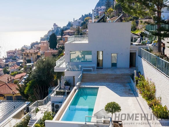 Villa/House For Sale in Roquebrune Cap Martin 13