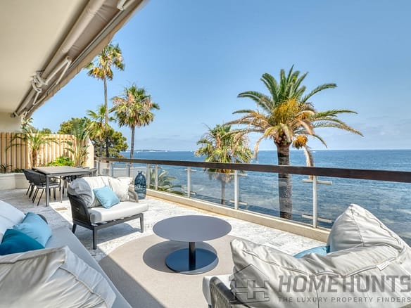Apartment For Sale in Cannes 28