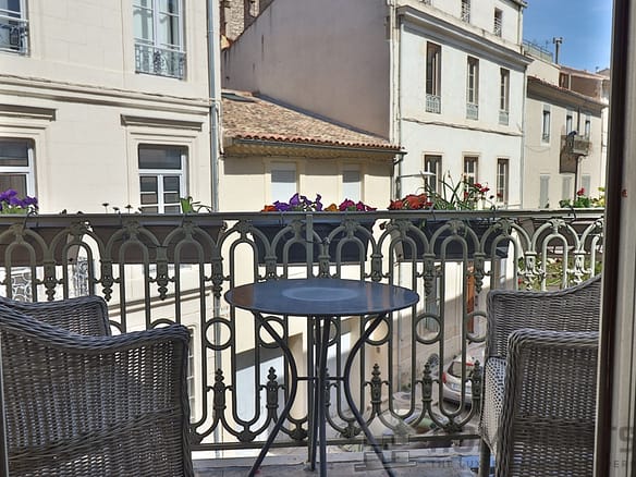 Apartment For Sale in Nimes 2