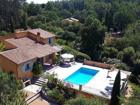 Villa/House For Sale in Lorgues 13