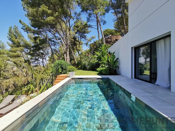 Villa/House For Sale in Hyeres 15