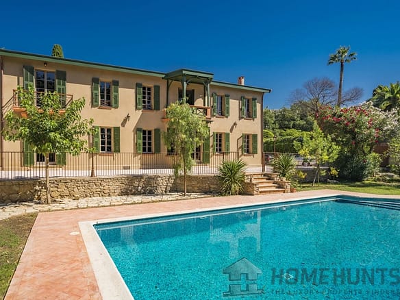 Villa/House For Sale in Cannes 15