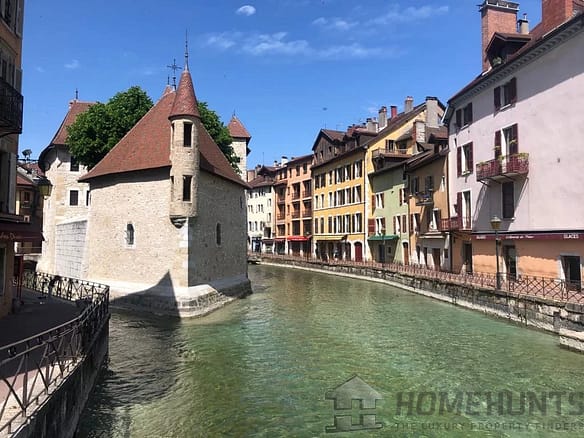 Apartment For Sale in Annecy 16