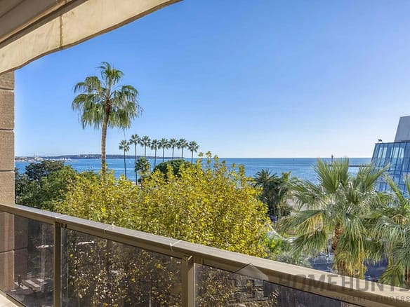 Apartment For Sale in Cannes 6