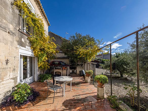 Villa/House For Sale in Maussane Les Alpilles 10