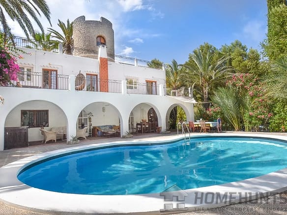 Villa/House For Sale in Port Des Torrent 24