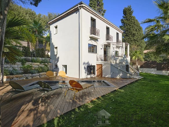 Villa/House For Sale in Cannes 22