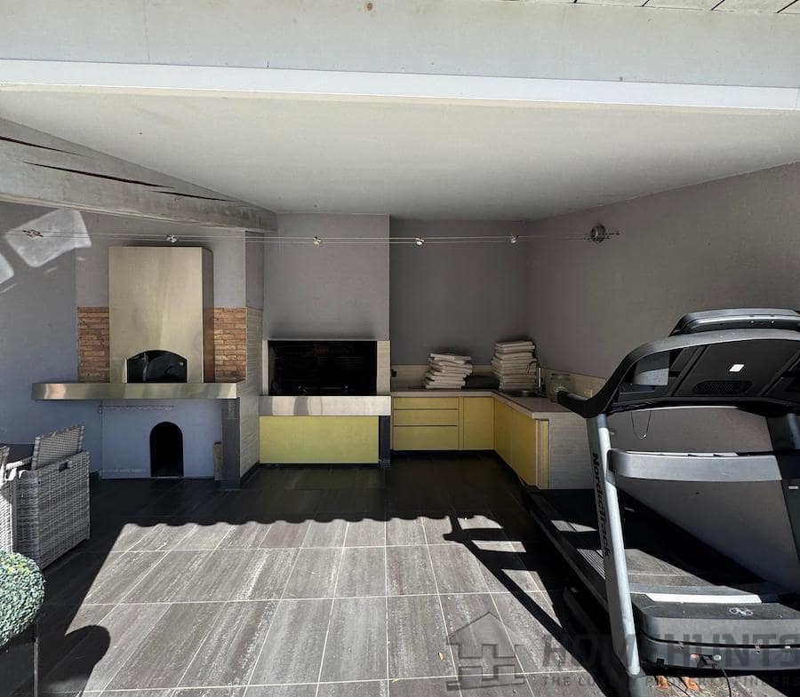 property_HH-15963837-12